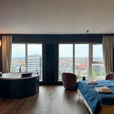 Sauna Jacuzzi River View Quorum Apartment Wroclaw Exterior photo