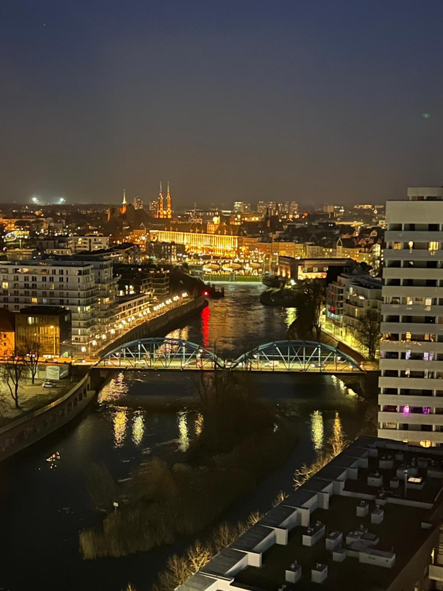 Sauna Jacuzzi River View Quorum Wroclaw